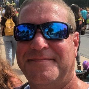 Meet your Posher, Christopher